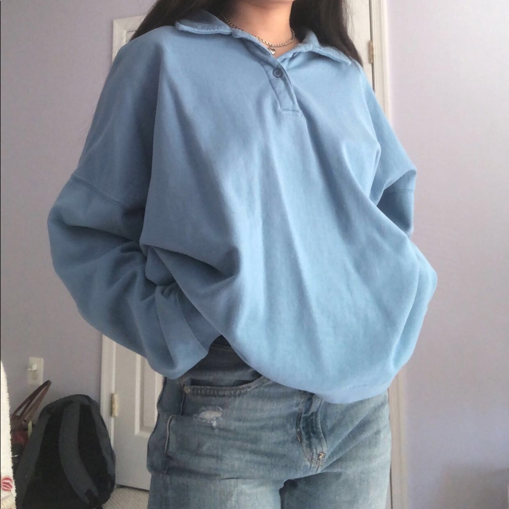 Brandy Melville Button Pullover